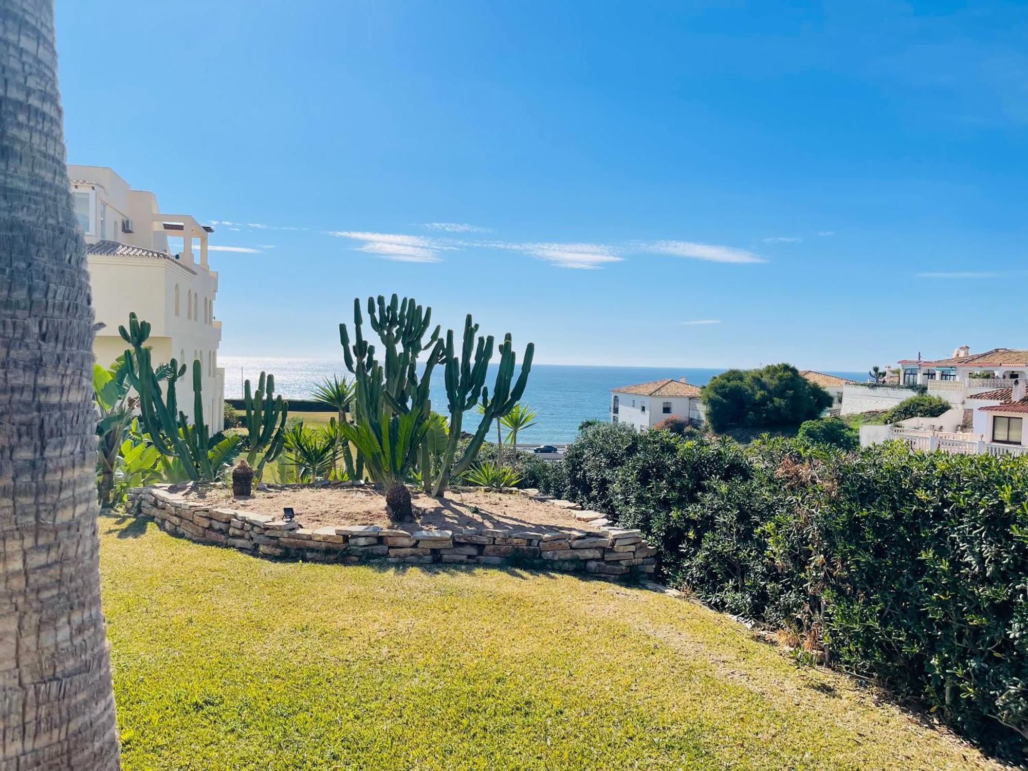 La Cala Gorgeous 2 Bedroom Apartment With Stunning Gardens, Pools And Sea Views El Faro Luaran gambar